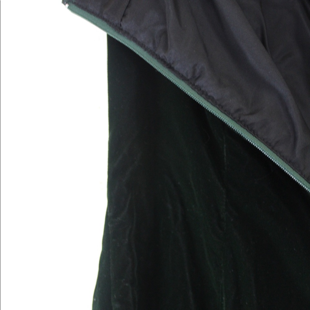 SOLD! VTG Rampage Green Velvet Off Shoulder Dress - Picture 7 of 10